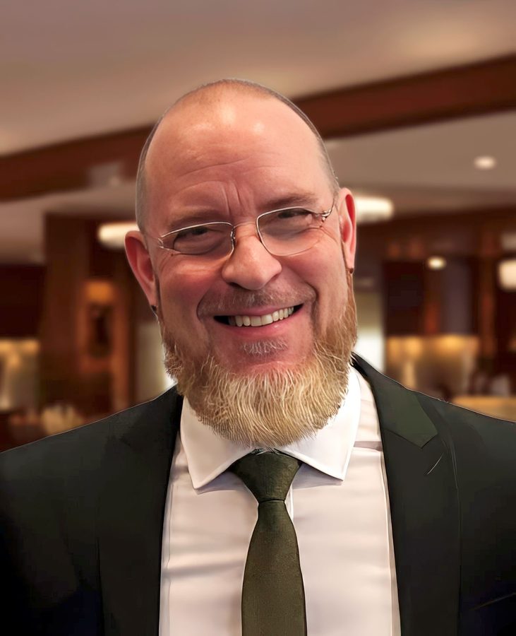 Dr. Donald Munroe, Principal and Founder